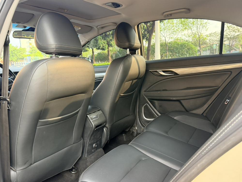 GEELY Emgrand 2019 car image #11