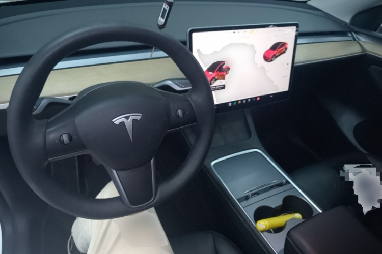 Tesla Model Y 2022 #10 Tesla Model Y 2022 car image #10
