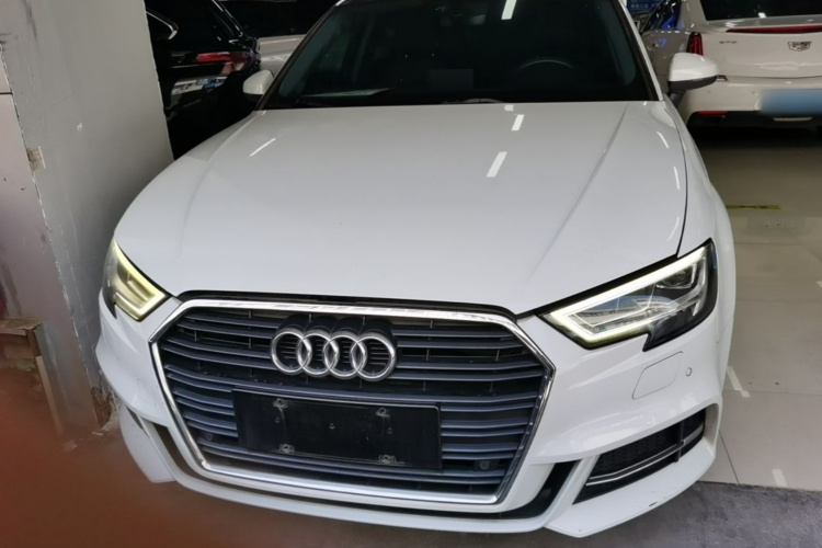 Audi A3 2019 #3 Audi A3 2019 car image #3