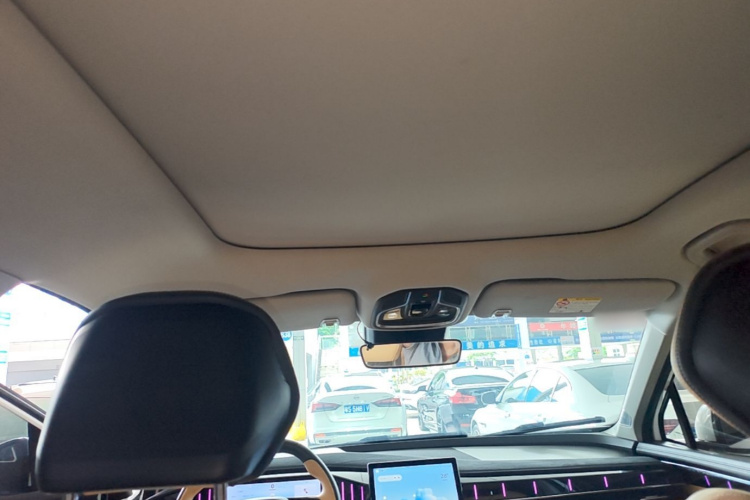GEELY Boyue L 2023 car image #18