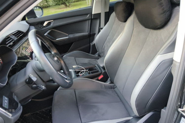 Audi Q3 2021 immagine di auto #17