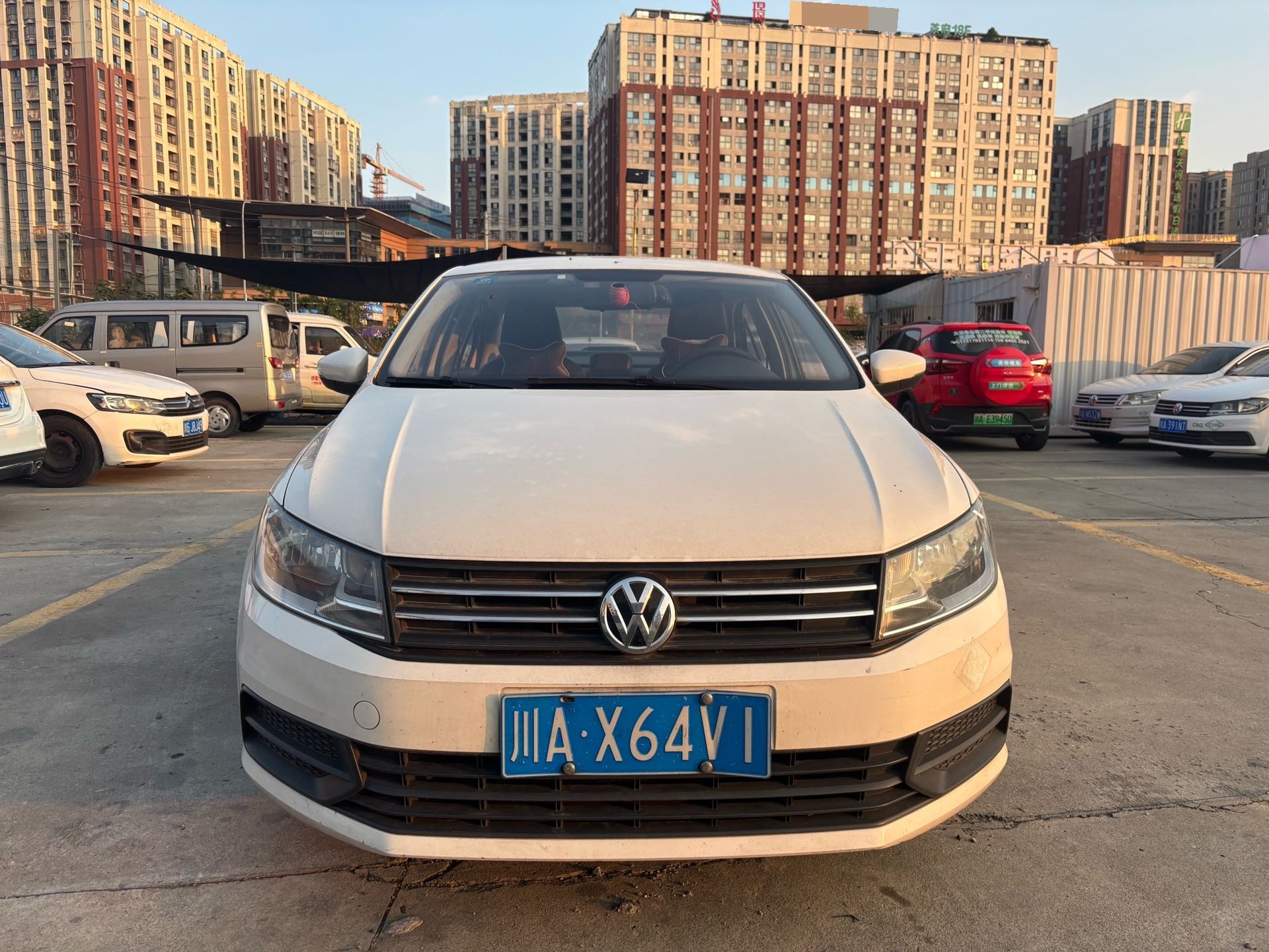 Volkswagen Santana 2018 imagen de coche #2