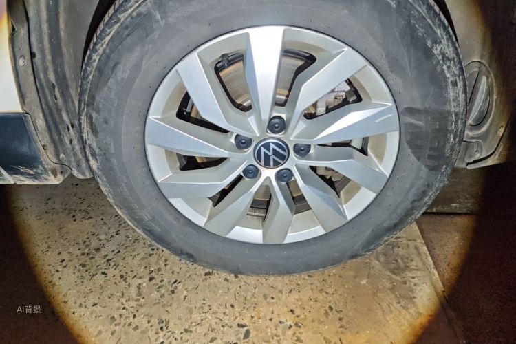 Volkswagen Tharu 2020 car image #9