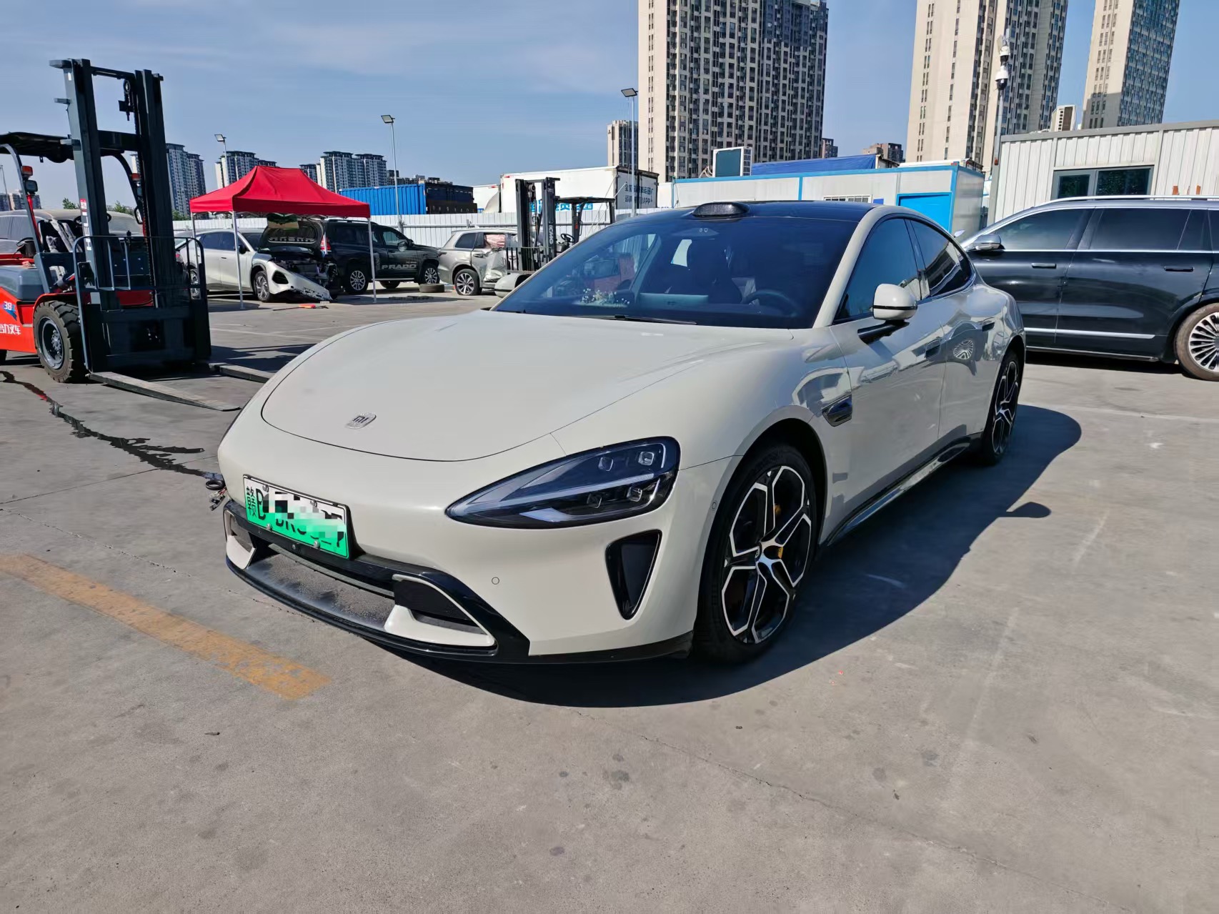 MI SU7 2025 car image 