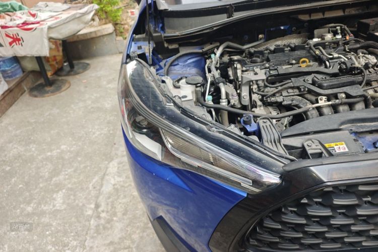 Toyota Corolla Cross 2022 immagine di auto #8