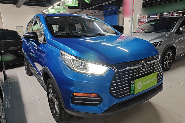 BYD Yuan New Energy 2019 #4 BYD Yuan New Energy 2019 car image #4