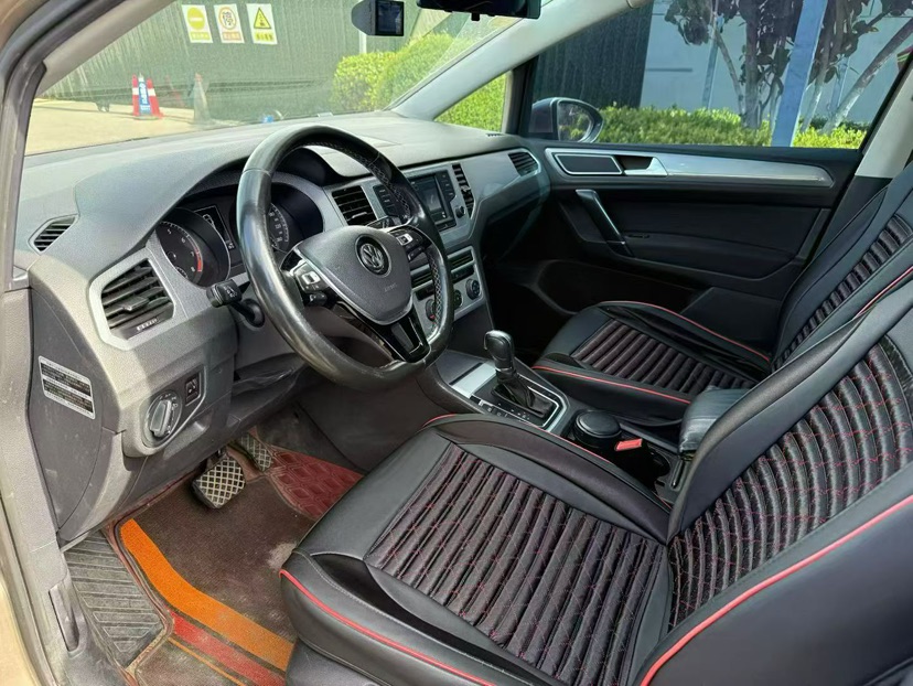 Volkswagen Golf Sportsvan 2017 #4 Volkswagen Golf Sportsvan 2017 car image #4