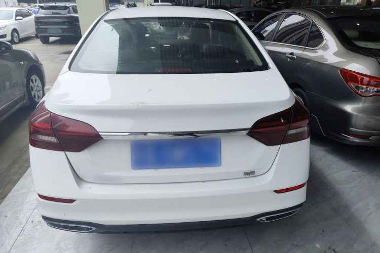 GEELY Emgrand 2021 car image #4