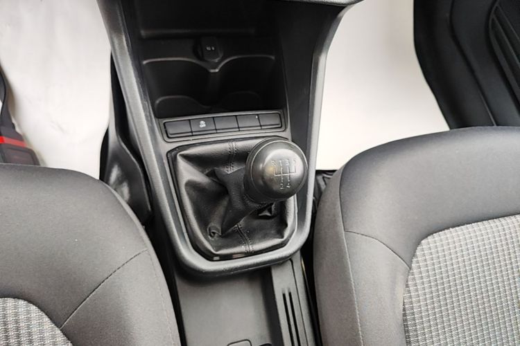 Volkswagen Santana 2019 #14 Volkswagen Santana 2019 car image #14