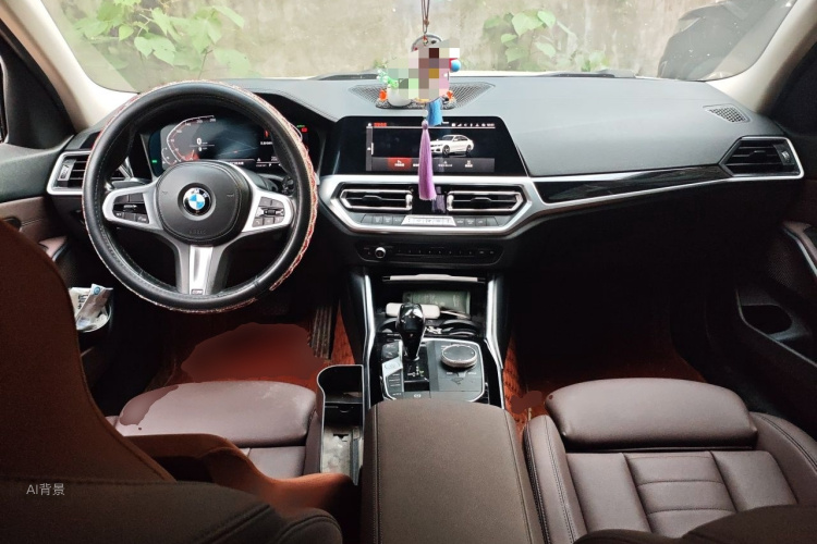 BMW 3 Series 2020 car image #11