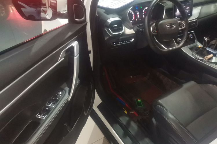GEELY Coolray 2021 #12 GEELY Coolray 2021 car image #12