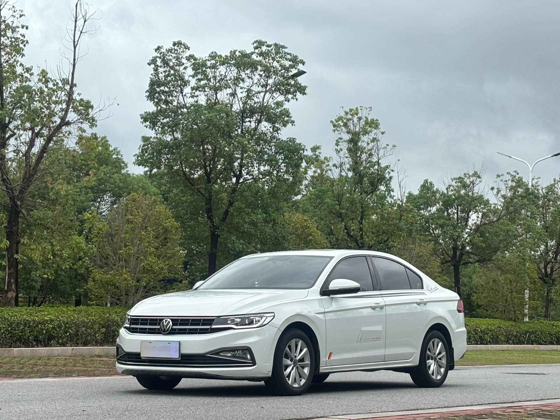 Volkswagen Bora 2021 car image 