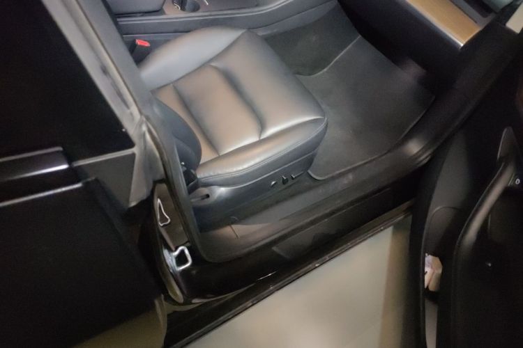 Tesla Model 3 2021 #27 Tesla Model 3 2021 car image #27