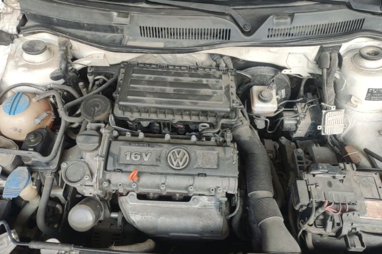 Volkswagen Bora 2016 car image #20