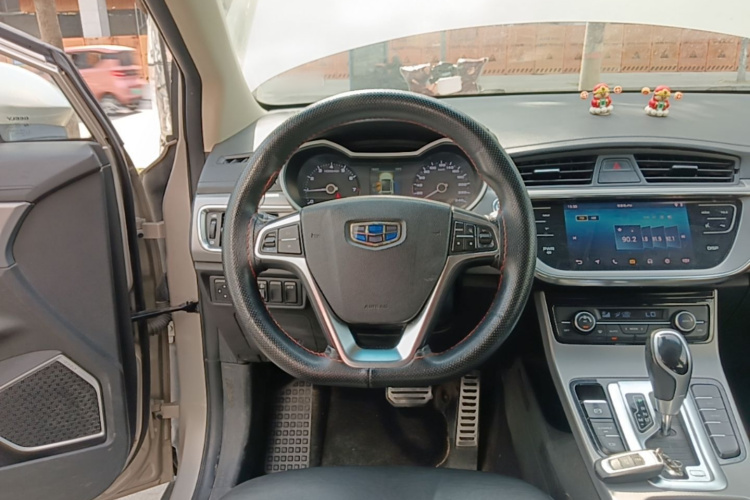 GEELY Emgrand GS 2018 car image #11