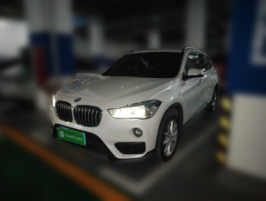 BMW X1 2019 BMW X1 2019 car image