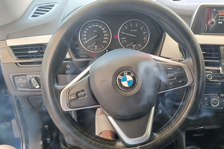 BMW X1 2017 #11 BMW X1 2017 car image #11