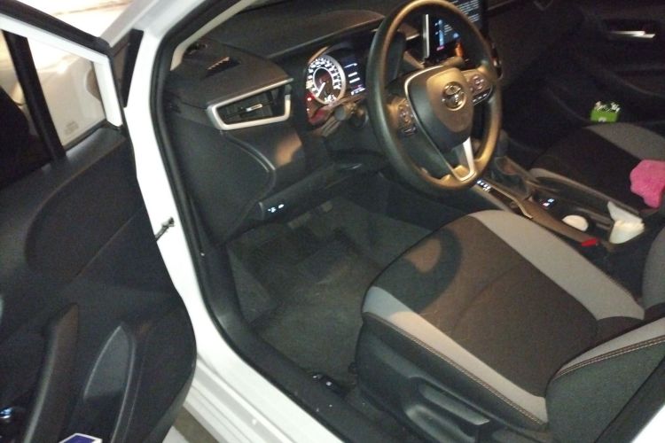 Toyota Corolla 2023 immagine di auto #9