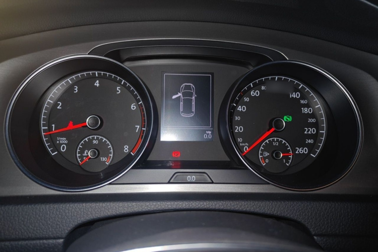 Volkswagen Golf 2016 car image #16
