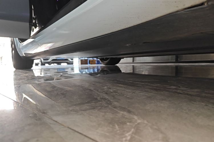 Tesla Model 3 2022 car image #26