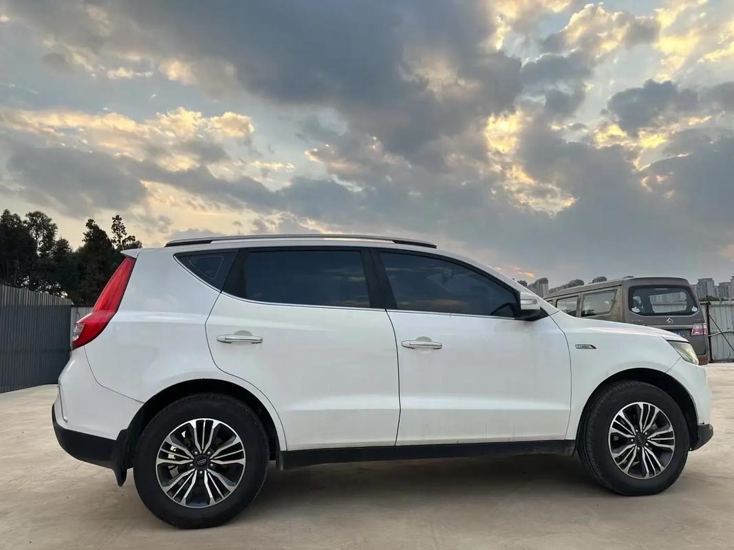GEELY Vision X6 2017 #3 GEELY Vision X6 2017 imagen de coche #3