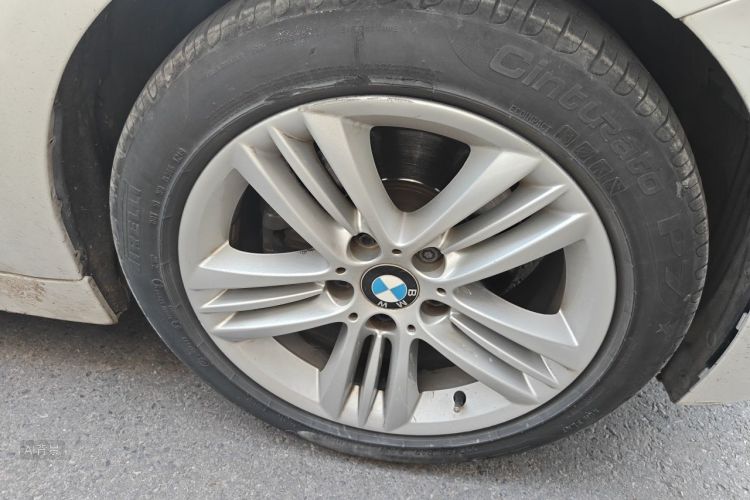 BMW 3 Series 2017 #9 BMW 3 Series 2017 car image #9