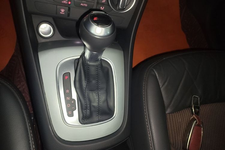 Audi Q3 2018 #14 Audi Q3 2018 car image #14