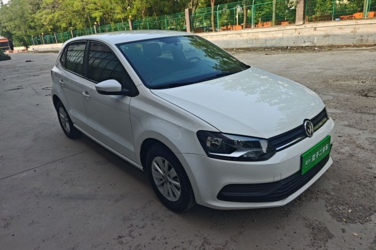 Volkswagen Polo 2016 car image #6