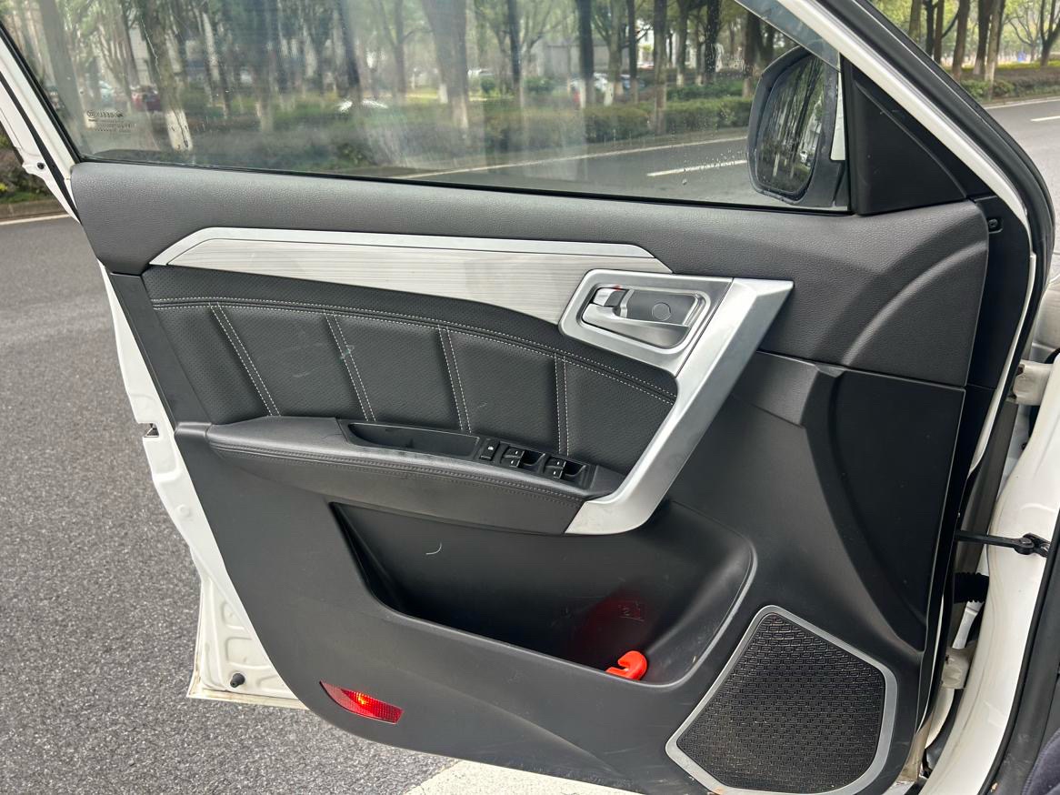 GEELY Vision X6 2016 car image #8