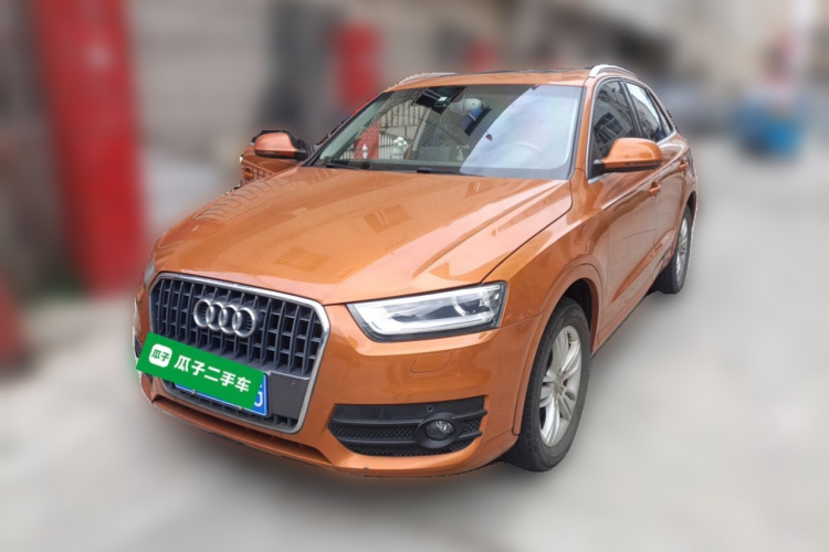 Audi Q3 2015 car image #2