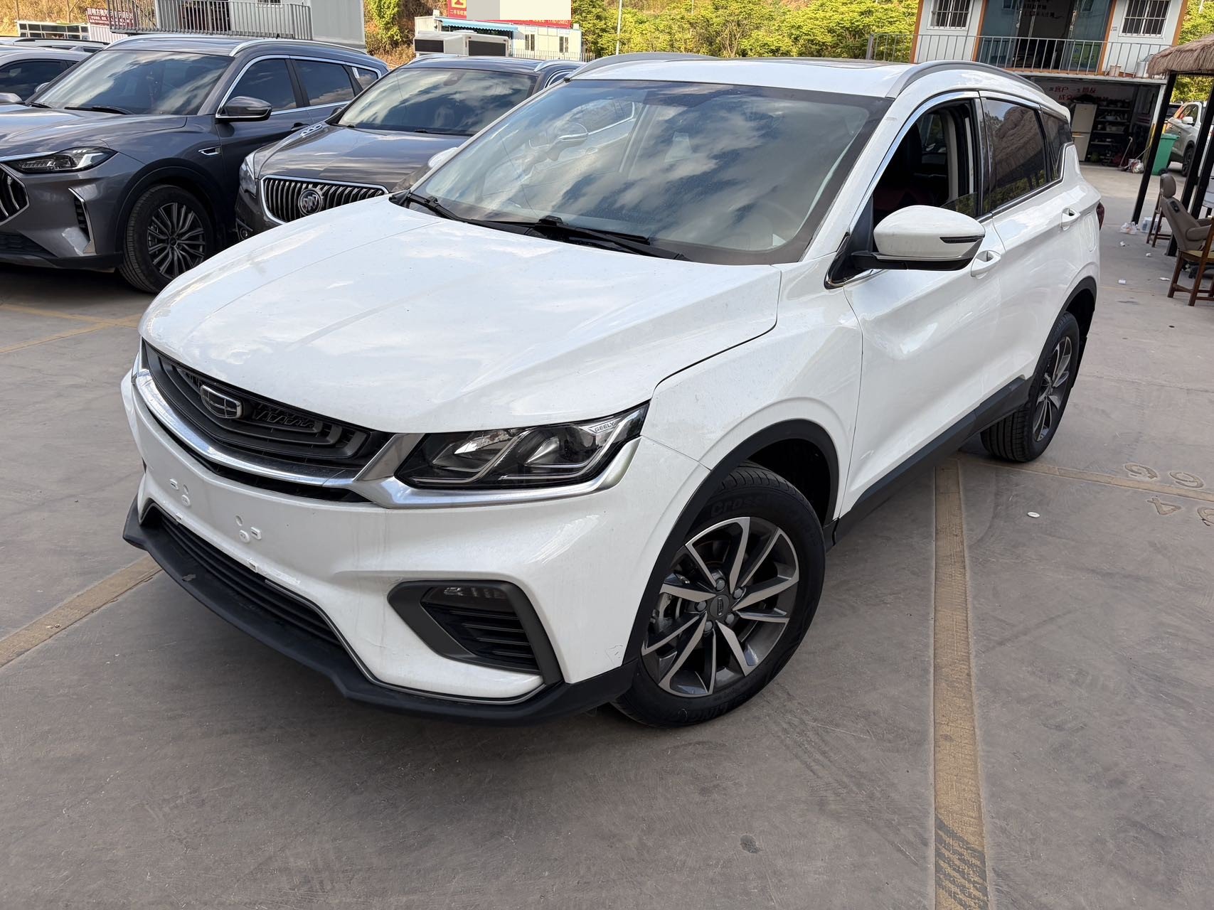 GEELY Coolray 2021 GEELY Coolray 2021 car image