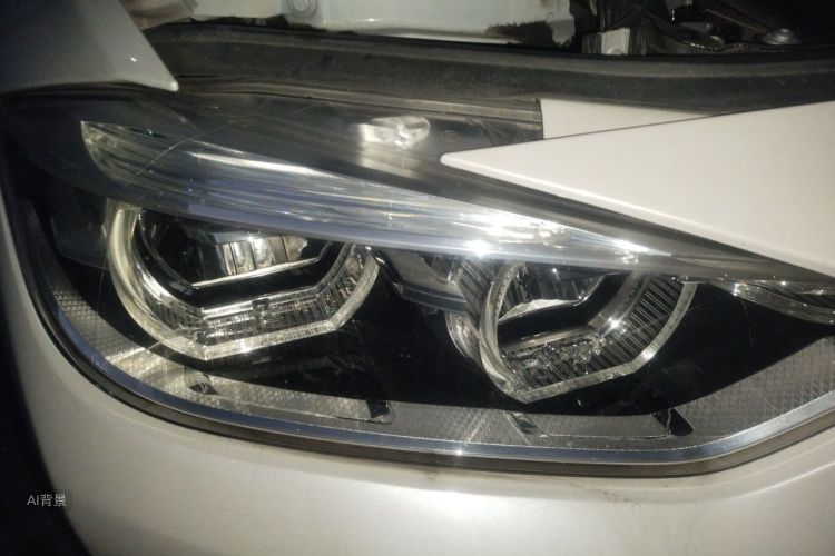 BMW 3 Series 2019 car image #8