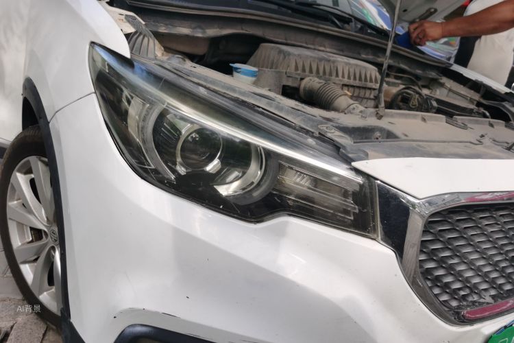 MG ZS 2018 car image #8