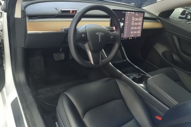 Tesla Model 3 2020 #11 Tesla Model 3 2020 car image #11