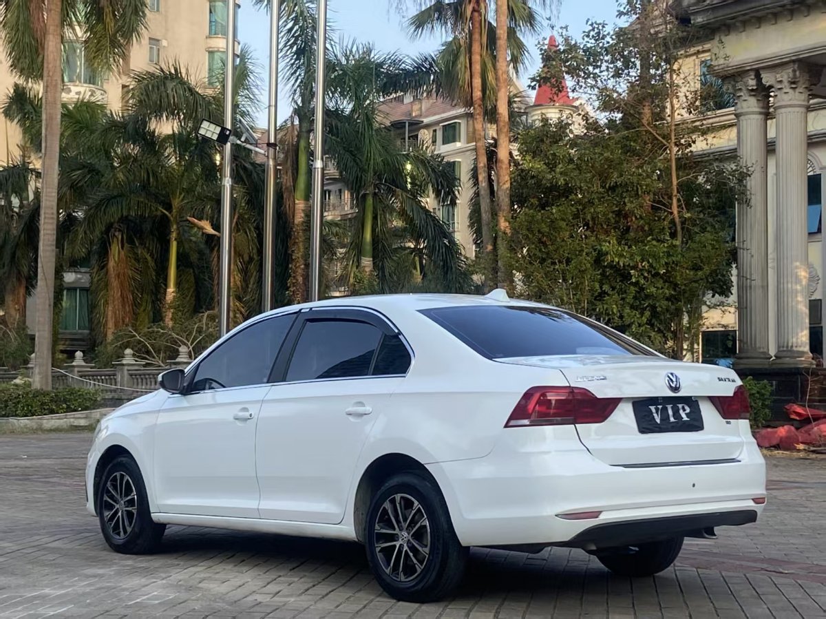 Volkswagen Santana 2016 car image #8