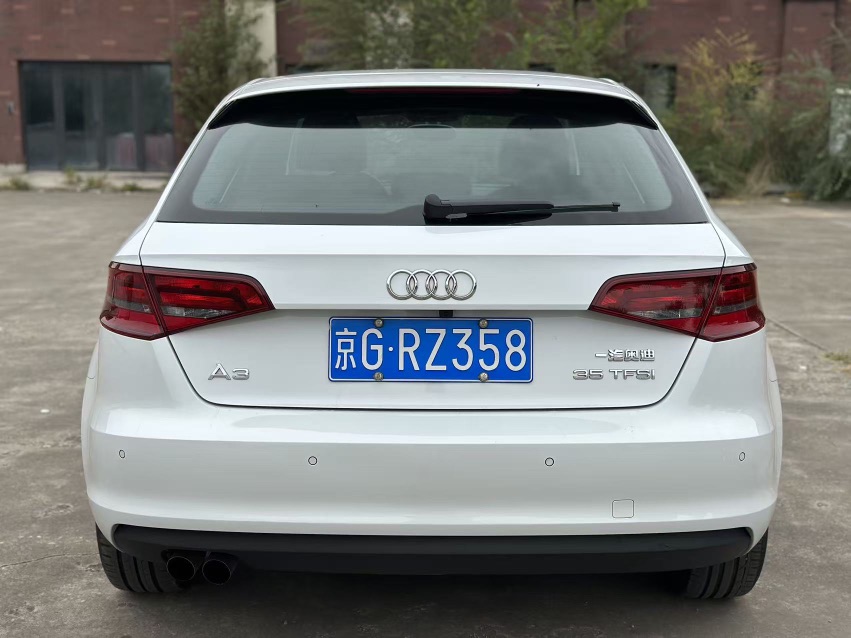 Audi A3 2015 car image #8