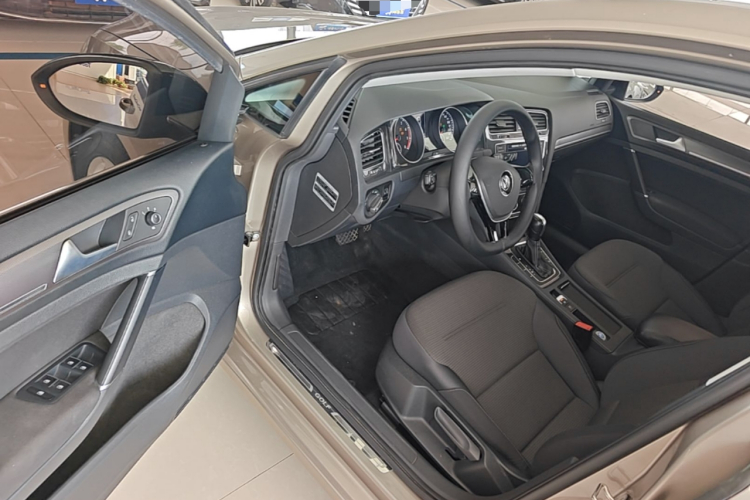 Volkswagen Golf 2017 #16 Volkswagen Golf 2017 car image #16