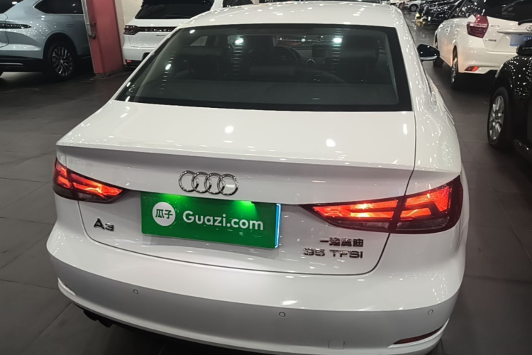 Audi A3 2017 car image #4