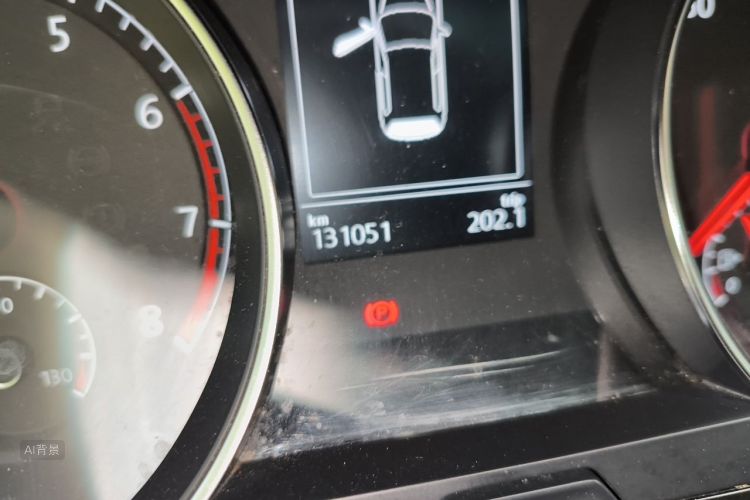 Volkswagen Golf 2017 car image #14