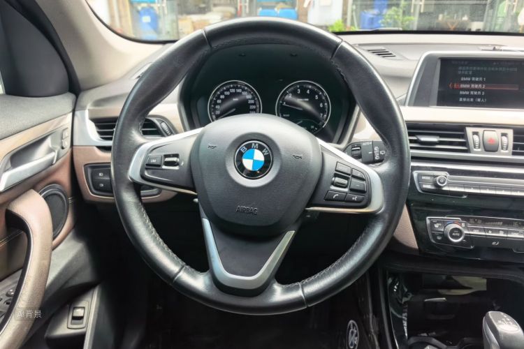 BMW X1 2018 #12 BMW X1 2018 car image #12