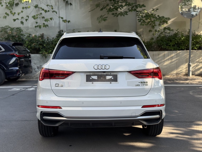 Audi Q3 2022 #9 Audi Q3 2022 car image #9