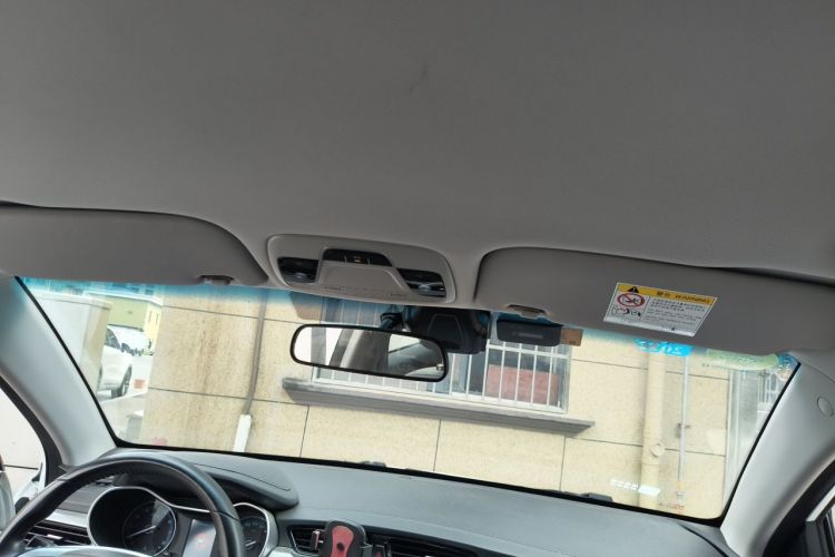 GEELY Emgrand 2020 car image #16