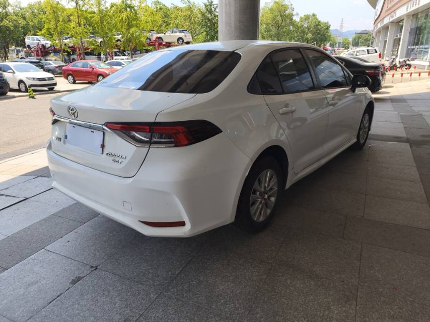 Toyota Corolla 2019 #9 Toyota Corolla 2019 car image #9