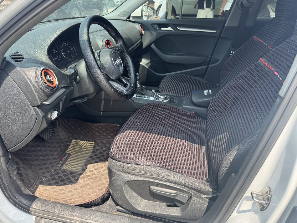 Audi A3 2018 car image #6