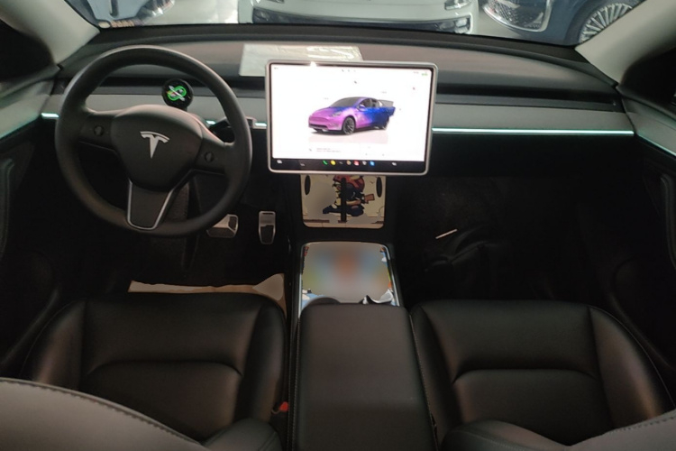 Tesla Model Y 2024 #10 Tesla Model Y 2024 immagine di auto #10