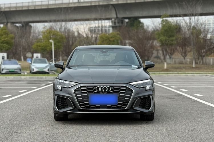 Audi A3 2024 car image #3
