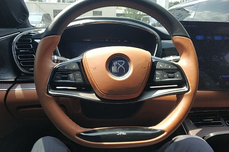 BYD Han 2022 car image #11