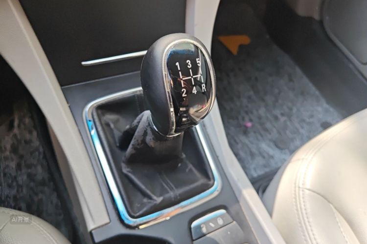 GEELY Emgrand 2015 #16 GEELY Emgrand 2015 immagine di auto #16