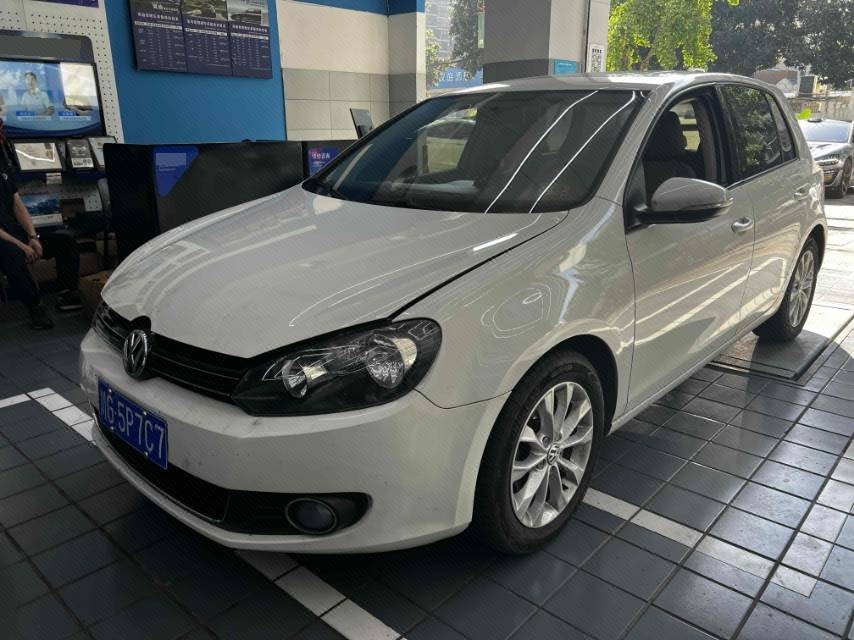 Volkswagen Golf 2013 صورة سيارة 
