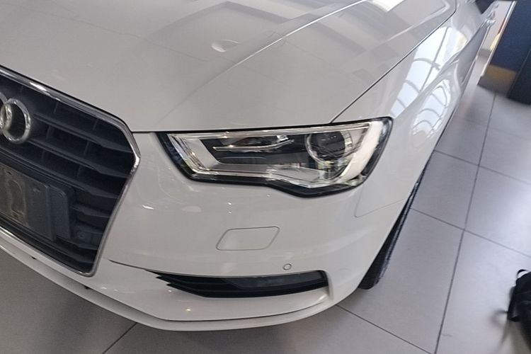 Audi A3 2016 immagine di auto #23